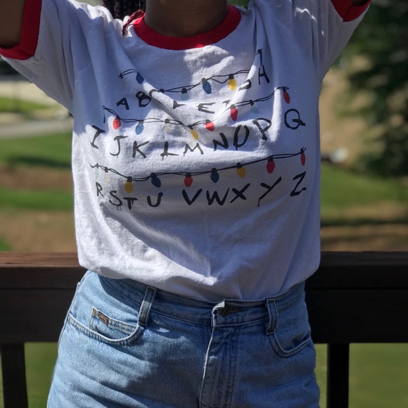 Stranger Things T-shirt - Picture 2 of 3